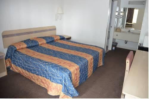 Motel Super 7 Memphis