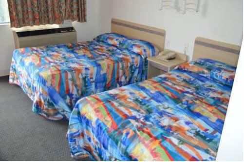 Super 7 Motel Memphis
